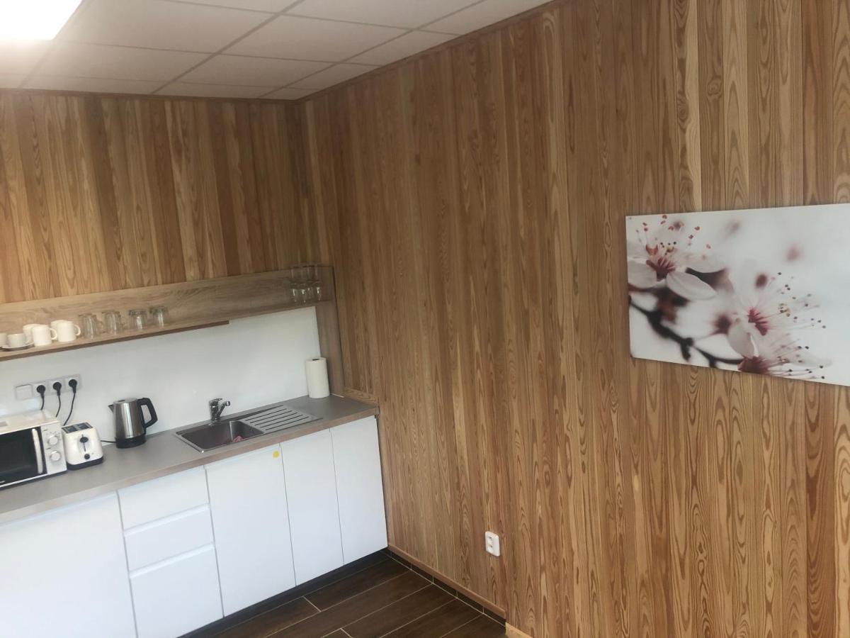 Dnm Inn Korycany Екстер'єр фото