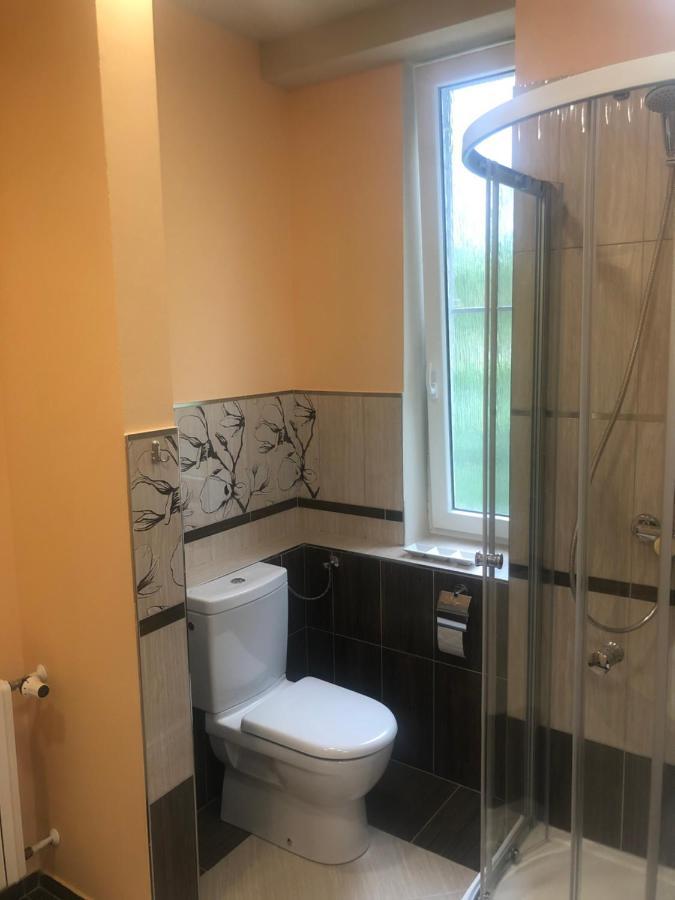 Dnm Inn Korycany Екстер'єр фото