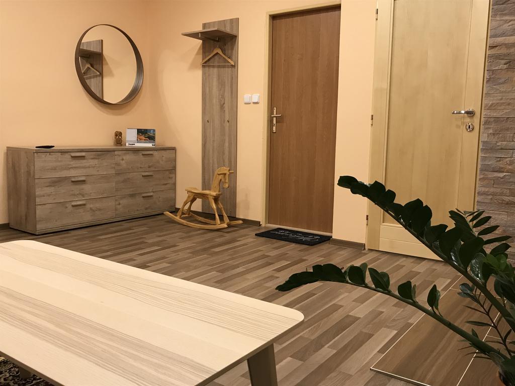 Dnm Inn Korycany Екстер'єр фото