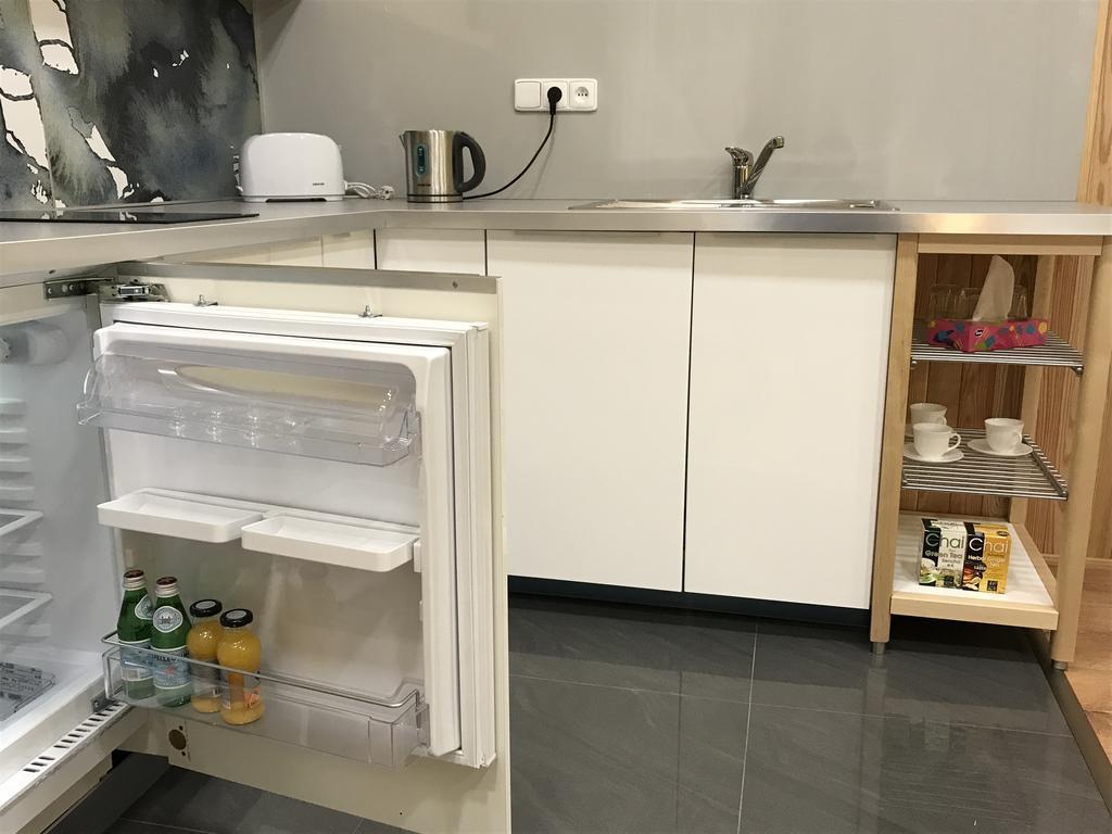 Dnm Inn Korycany Екстер'єр фото