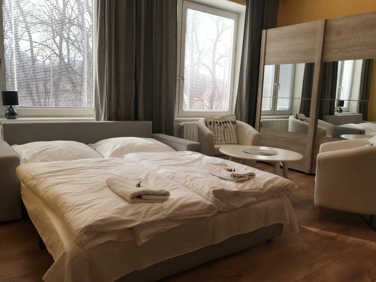 Dnm Inn Korycany Екстер'єр фото